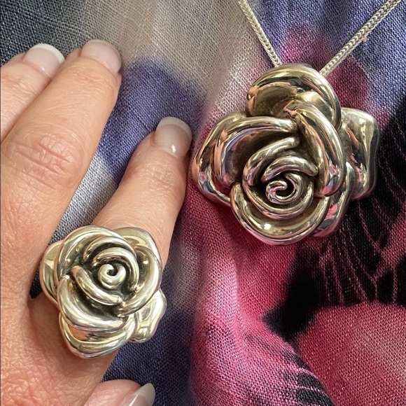 Rose dimensional sterling set - Picture 4 of 7